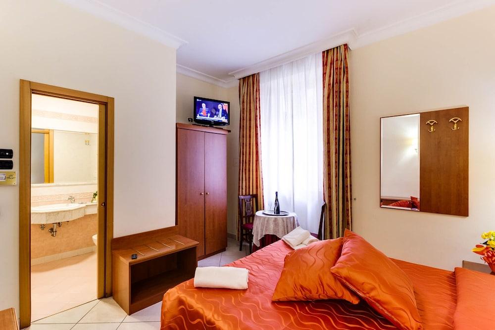 โฮเทล สวีท ซีซาร์ Hotel โรม ภายนอก รูปภาพ